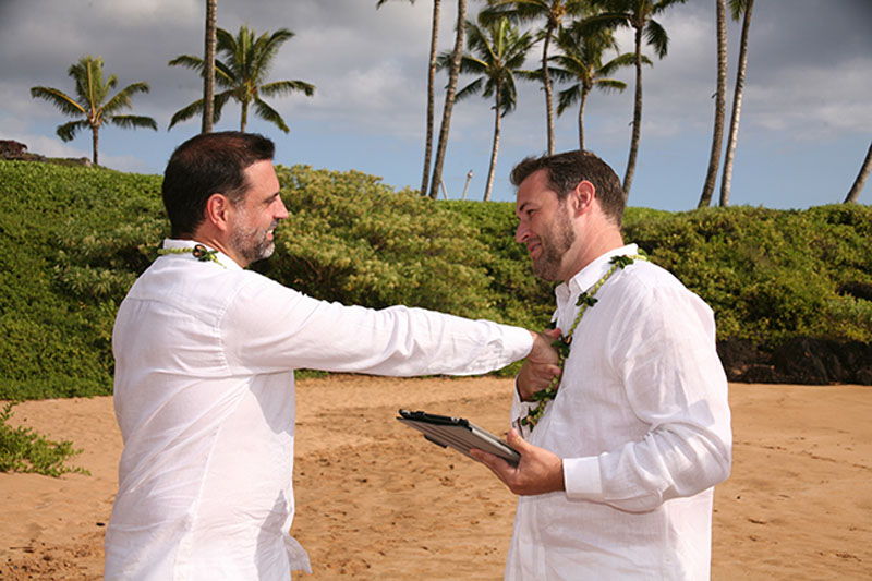 gay and lesbian wedding ceremony on Maui